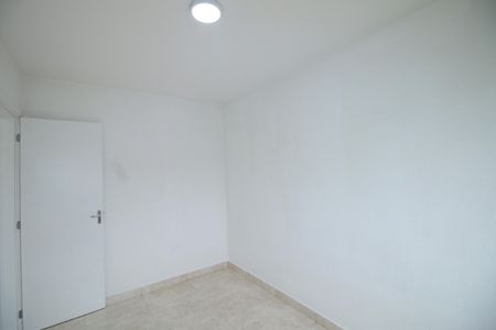 Quarto 1 de apartamento para alugar com 2 quartos, 43m² em Vaz Lobo, Rio de Janeiro