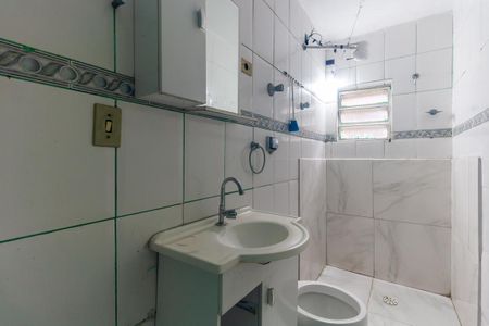 Casa para alugar com 55m², 2 quartos e sem vagaBanheiro