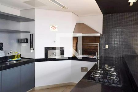 Studio à venda com 28m², 1 quarto e 1 vaga Studio à venda com 28m², 1 quarto e 1 vagaÁrea Comum - Churrasqueira