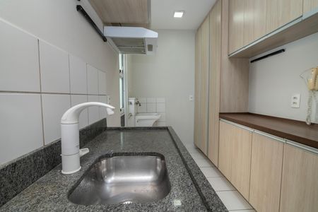 Cozinha de apartamento para alugar com 3 quartos, 70m² em Vila Sao Francisco, Hortolândia