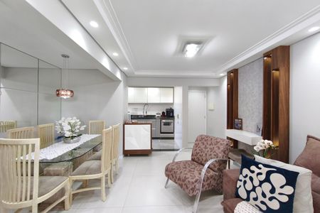 Sala de apartamento à venda com 3 quartos, 81m² em Jardim Nova Europa, Campinas