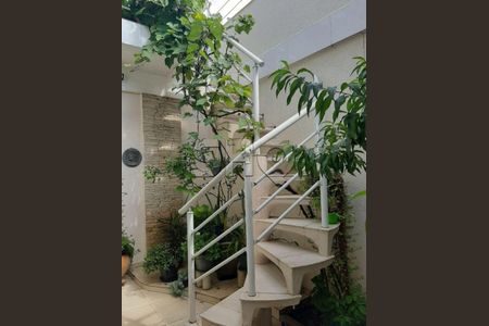 Casa à venda com 3 quartos, 217m² em Penha de França, São Paulo