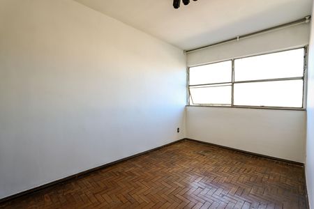 Apartamento para alugar com 72m², 2 quartos e 1 vagaSala