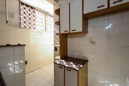 Apartamento para alugar com 72m², 2 quartos e 1 vagaCozinha