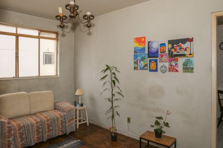 Apartamento à venda com 72m², 2 quartos e sem vaga Apartamento à venda com 72m², 2 quartos e sem vagaSala
