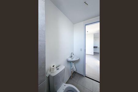 Apartamento para alugar com 40m², 2 quartos e sem vaga Apartamento para alugar com 40m², 2 quartos e sem vagaBanheiro