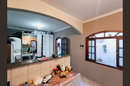 Casa para alugar com 268m², 3 quartos e sem vaga