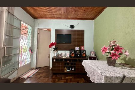 Sala  de casa à venda com 2 quartos, 130m² em Caiçaras, Belo Horizonte