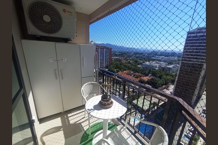 Varanda de kitnet/studio para alugar com 1 quarto, 30m² em Barra da Tijuca, Rio de Janeiro