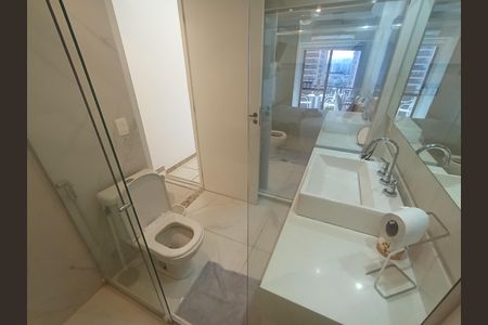 Studio à venda com 30m², 1 quarto e 1 vaga Studio à venda com 30m², 1 quarto e 1 vagaBanheiro Suite