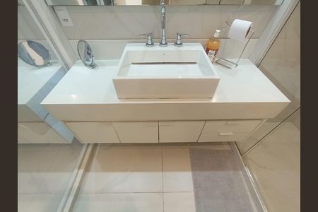 Studio à venda com 30m², 1 quarto e 1 vaga Studio à venda com 30m², 1 quarto e 1 vagaBanheiro suíte