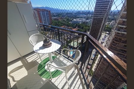 Studio à venda com 30m², 1 quarto e 1 vaga Studio à venda com 30m², 1 quarto e 1 vagaVaranda