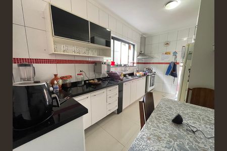 Casa à venda com 186m², 3 quartos e 3 vagasCozinha