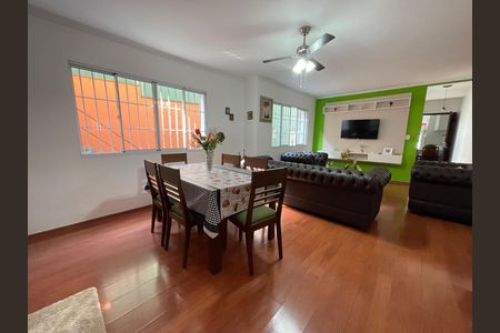 Sala de casa à venda com 3 quartos, 186m² em Jaguaré, São Paulo