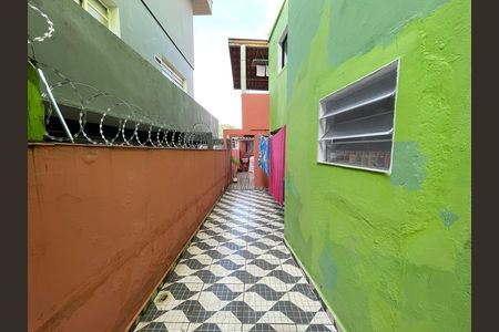 Casa à venda com 186m², 3 quartos e 3 vagasCorredor