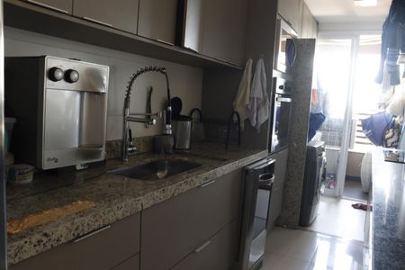 Apartamento à venda com 3 quartos, 98m² em Setor Bueno, Goiânia