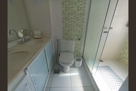Apartamento para alugar com 70m², 1 quarto e 1 vaga Apartamento para alugar com 70m², 1 quarto e 1 vagaBanheiro Suite