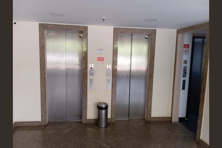 Apartamento para alugar com 70m², 1 quarto e 1 vaga Apartamento para alugar com 70m², 1 quarto e 1 vagaElevador