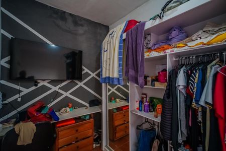 Quarto 2 de casa para alugar com 2 quartos, 60m² em Jardim Jaqueline, São Paulo