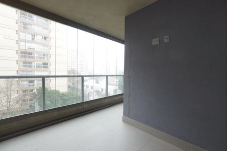 Apartamento para alugar com 69m², 2 quartos e 1 vagaVaranda