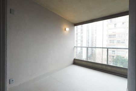 Apartamento para alugar com 69m², 2 quartos e 1 vagaVaranda