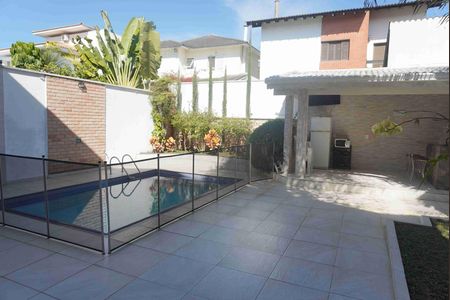 Piscina de casa de condomínio para alugar com 2 quartos, 309m² em Alphaville, Santana de Parnaíba
