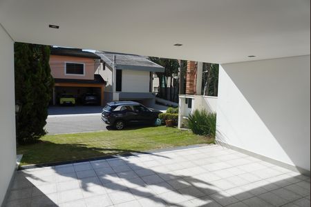 Garagem de casa de condomínio para alugar com 2 quartos, 309m² em Alphaville, Santana de Parnaíba