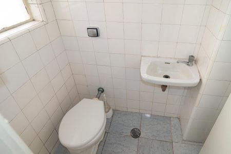 Apartamento para alugar com 163m², 3 quartos e 1 vaga Apartamento para alugar com 163m², 3 quartos e 1 vagaBanheiro de Serviço