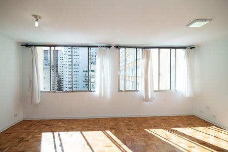 Apartamento para alugar com 163m², 3 quartos e 1 vaga Apartamento para alugar com 163m², 3 quartos e 1 vagaSala