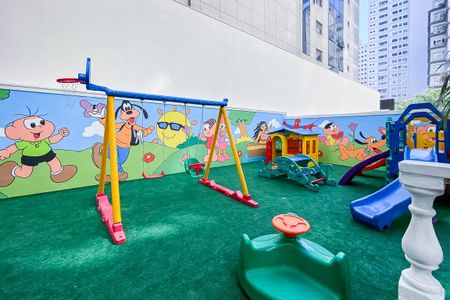 Apartamento para alugar com 163m², 3 quartos e 1 vagaPlayground