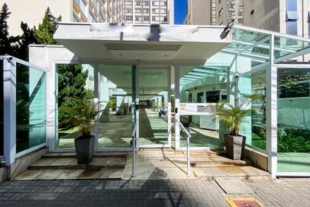 Apartamento para alugar com 163m², 3 quartos e 1 vagaFachada