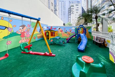 Apartamento para alugar com 163m², 3 quartos e 1 vaga Apartamento para alugar com 163m², 3 quartos e 1 vagaPlayground