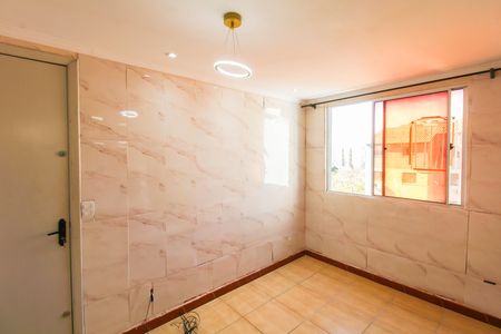 Apartamento para alugar com 40m², 2 quartos e 1 vaga Apartamento para alugar com 40m², 2 quartos e 1 vagaSala