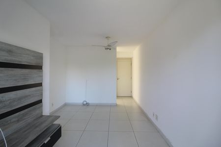 Sala de apartamento à venda com 2 quartos, 55m² em Barra Olímpica, Rio de Janeiro