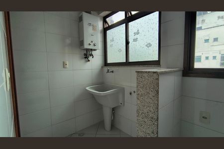 Apartamento para alugar com 109m², 3 quartos e 2 vagasCozinha e Área de Serviço 