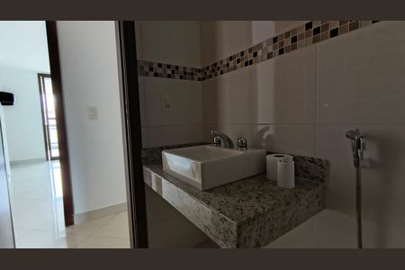 Apartamento para alugar com 109m², 3 quartos e 2 vagasBanheiro Social 