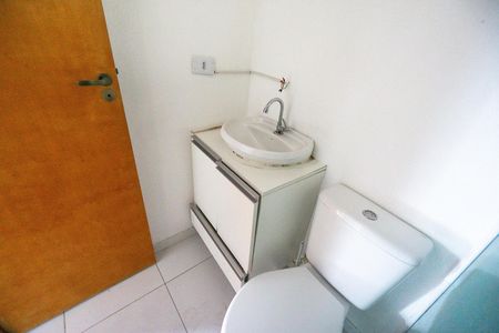 Pia de apartamento para alugar com 1 quarto, 40m² em Penha de França, São Paulo