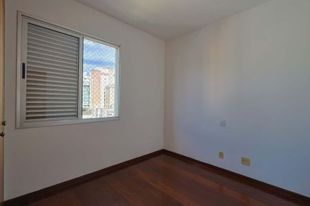 Apartamento para alugar com 96m², 3 quartos e 2 vagasQuarto