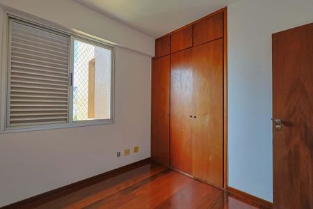 Apartamento para alugar com 96m², 3 quartos e 2 vagasQuarto