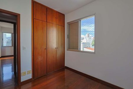 Apartamento para alugar com 96m², 3 quartos e 2 vagasQuarto