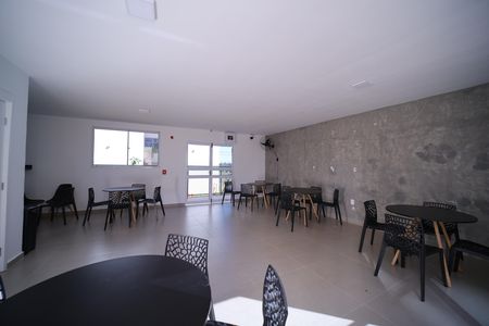 Apartamento para alugar com 33m², 2 quartos e sem vagaÁrea comum - Salão de festas