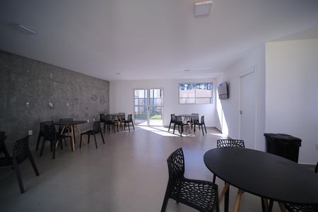 Apartamento para alugar com 33m², 2 quartos e sem vagaÁrea comum - Salão de festas