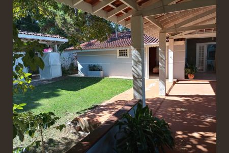 Casa à venda com 300m², 3 quartos e 4 vagas