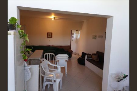 Casa à venda com 300m², 3 quartos e 4 vagas