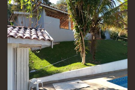 Casa à venda com 300m², 3 quartos e 4 vagas