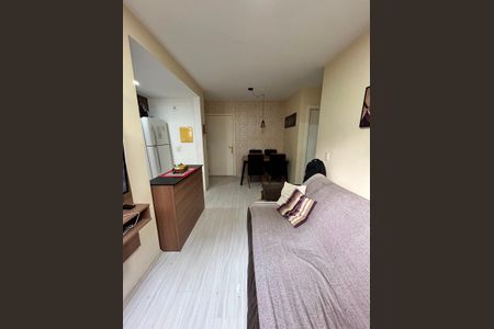 Sala de apartamento à venda com 2 quartos, 47m² em Cavalhada, Porto Alegre