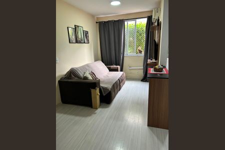 Sala de apartamento à venda com 2 quartos, 47m² em Cavalhada, Porto Alegre