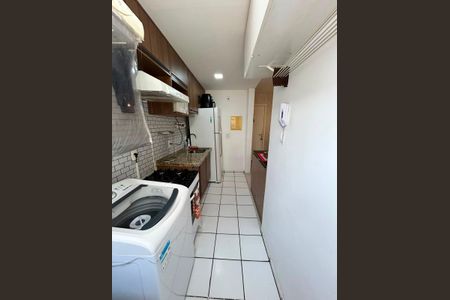Área de serviço de apartamento à venda com 2 quartos, 47m² em Cavalhada, Porto Alegre