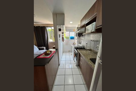 Cozinha de apartamento à venda com 2 quartos, 47m² em Cavalhada, Porto Alegre