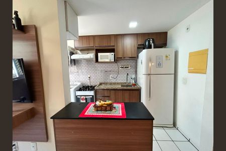 Cozinha de apartamento à venda com 2 quartos, 47m² em Cavalhada, Porto Alegre